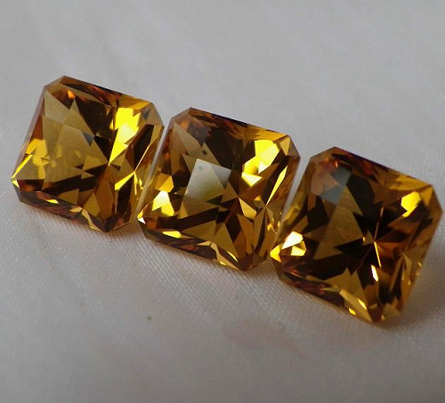 Цитрин выращенный, октагон 12*12 мм