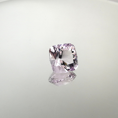 Аметист светлый, антик, 15.5*15.5 мм