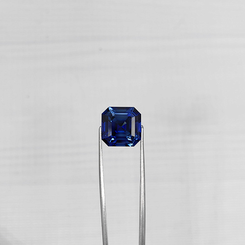 Сапфир выращенный, ашер 14*14 мм