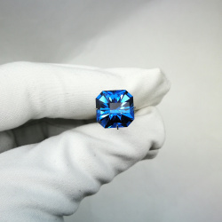 Шпинель выращенная, октагон 12*12 мм, квадраты