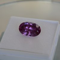 Корунд выращенный, овал 20*13 мм