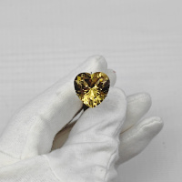 Цитрин уральский, сердце 16*16 мм