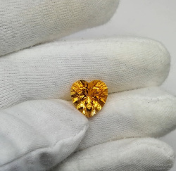 Цитрин апельсин, сердце 12*12 мм