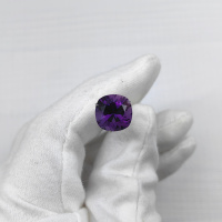 Аметист природный кушон 12*12 мм