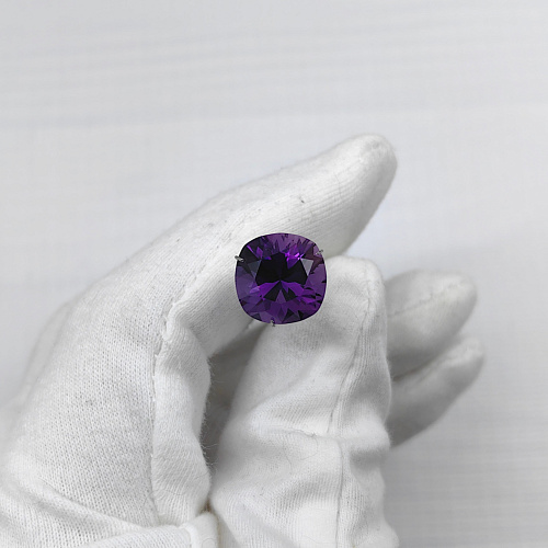 Аметист природный кушон 12*12 мм