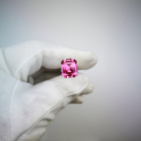Рубин розовый выращенный, октагон 10*12 мм