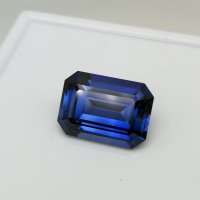 Сапфир выращенный, октагон, 14*10 мм