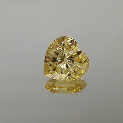 Цитрин выращенный, фантазийная огранка, сердце 16*16 мм