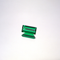 Изумруд гидротермальный, багет 5*10 мм