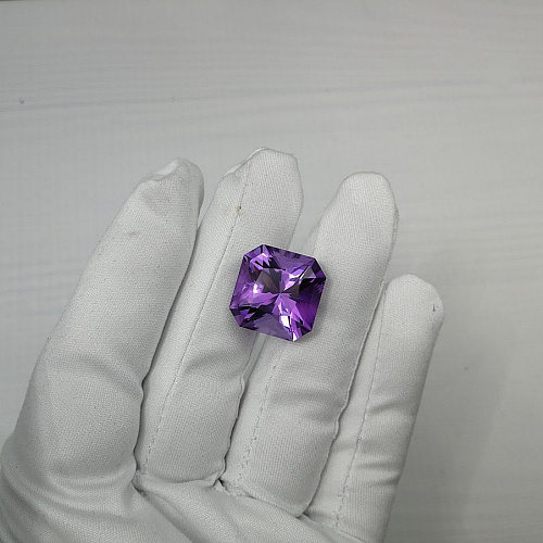 Аметист октагон 18*18 мм