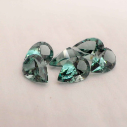 Празиолит выращенный, груша, 10*15 мм