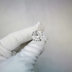 Топаз бесцветный кушон фантазийный 14*14 мм