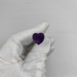 Аметист природный сердце фантазийное 13*13 мм