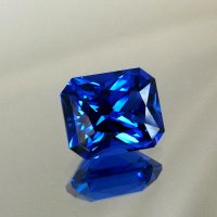 Шпинель выращенная, октагон 10*12 мм