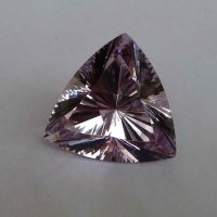 Аметист светлый, триллион 15*15 мм