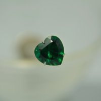 Изумруд гидротермальный, сердце 10*10 мм